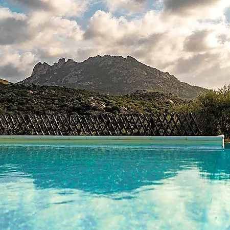Casagliana Курортный комплекс 4*